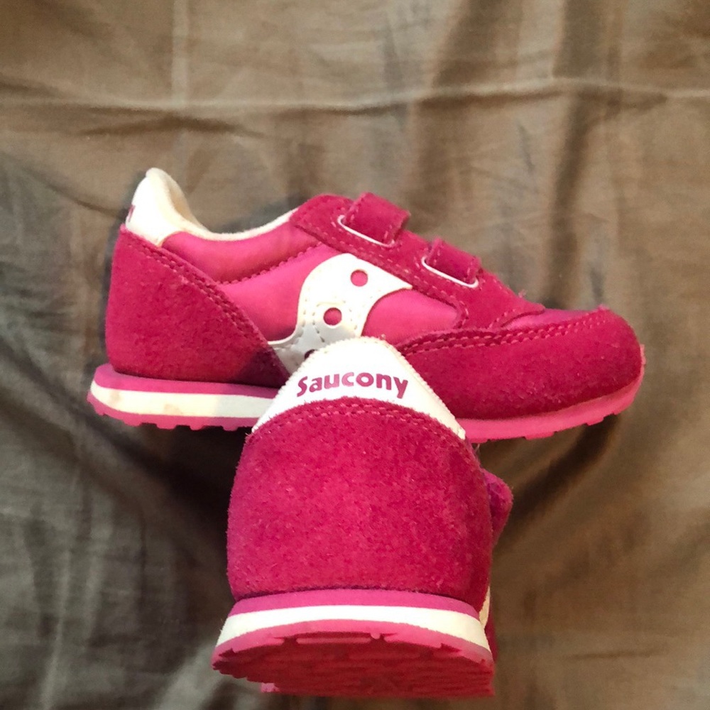 Saucony baby jazz h&l toddler Velcro shoes. EUC